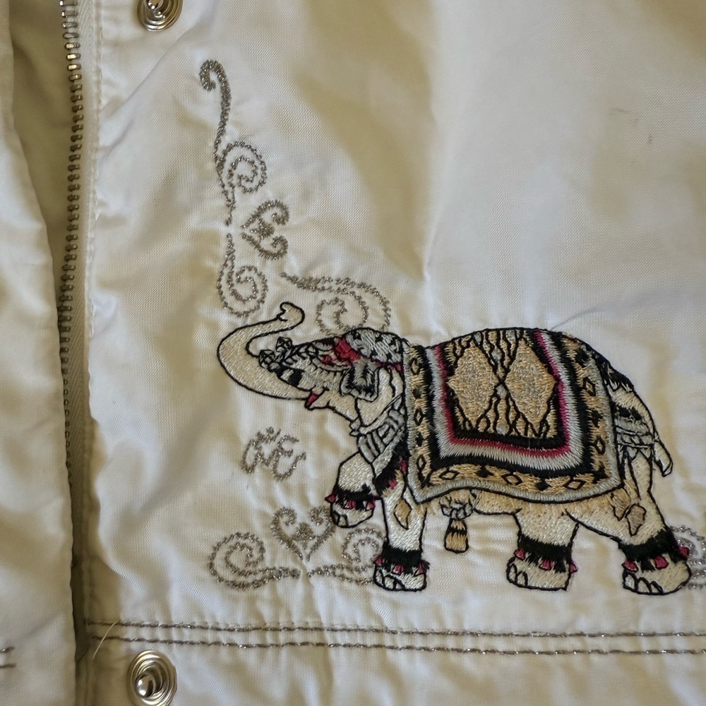 RARE Vintage Bogner White Embroidered Elephant Om Ski & Snow Jacket | Size 6 - Picture 7 of 14